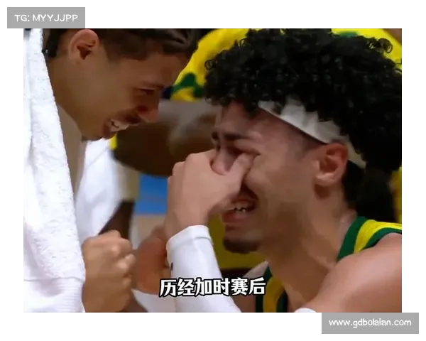 中国男篮大运会首秀对阵巴西:开局不利,第二节比分43:40反超 中国男篮大运会首秀对阵巴西:开局不利,第二节比分43:40反超